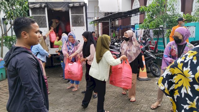 Dinas Sosial Makassar Dirikan Dapur Umum di Lokasi Pengungsian