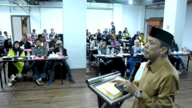 AWT Edukasi Konstituen Soal Potensi Resesi Global