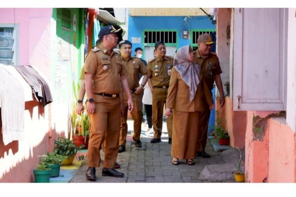 Camat Ujung Pandang Pantau Lokasi Persiapan Longwis