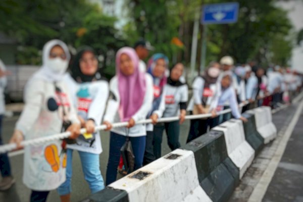 Keluarga Korban Kecelakaan Tarik Tambang Minta Foto dan Video Almarhumah Tak Disebarluaskan