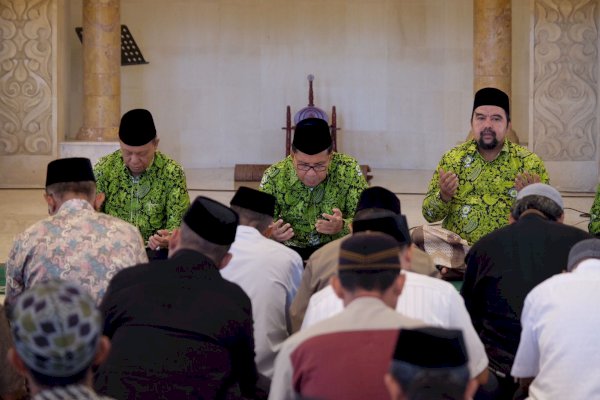 Wali Kota Danny Doa Bersama Seribu Pengurus Masjid Se &#8211; Kota Makassar