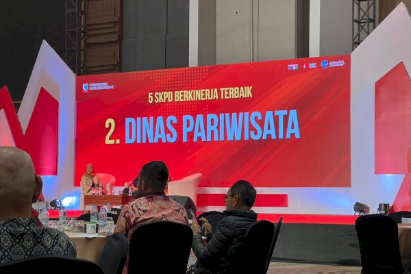 Dispar Makassar Dinobatkan Sebagai SKPD Berkinerja Terbaik Pada tahun 2022