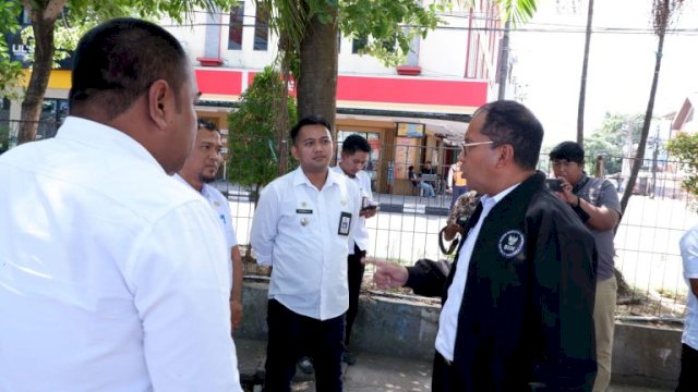 Dampingi Wali Kota Danny, Camat Ujung Pandang Pantau Kesiapan F8