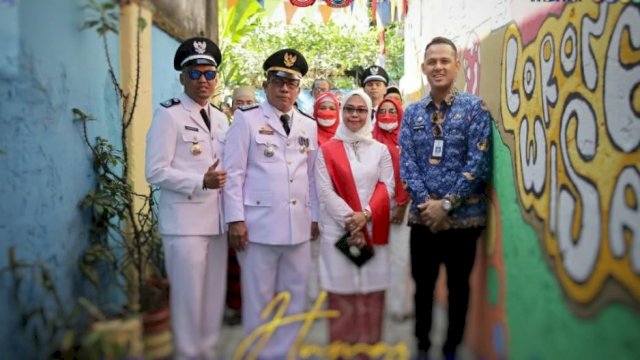 Usai Upacara HUT RI, Camat Bontoala Langsung Kunjungi Longwis Kelurahan Gaddong