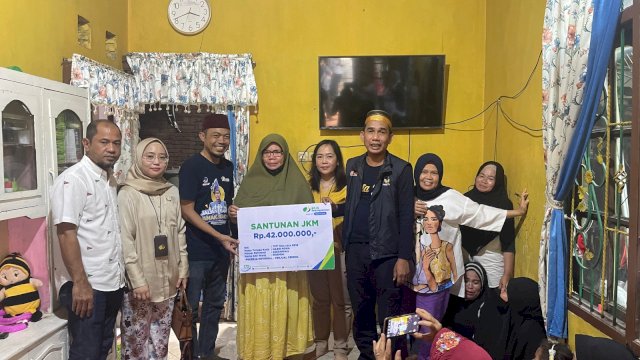 Bukti Yayasan Anak Rakyat Indonesia Peduli Masyarakat Kecil, Dua Ahli Waris Terima Santunan JKM BPJS Ketenagakerjaan