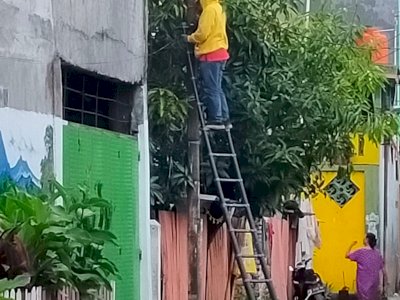 Diduga Tak Berizin, Pemasangan Kabel Provider Internet Dikeluhkan Warga Banta-bantaeng