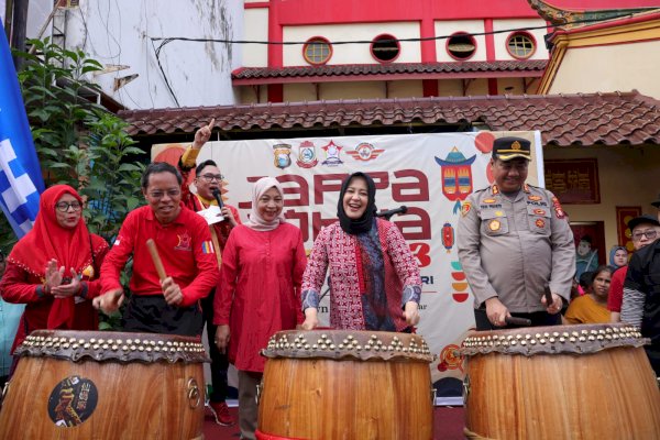 Fatmawati Rusdi Lepas Peserta Karnaval Budaya Cap Go Meh 2023, Bukti Kebersamaan Multietnis di Makassar