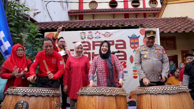 Fatmawati Rusdi Lepas Peserta Karnaval Budaya Cap Go Meh 2023, Bukti Kebersamaan Multietnis di Makassar