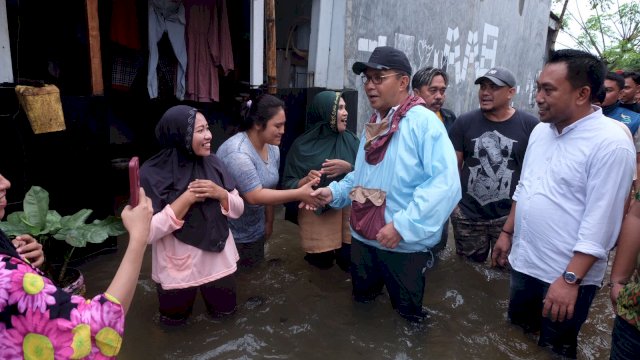 Tinjau Banjir di Kampung Baru Antang, Danny: Akan Dikeruk, Kita Bantu Balai