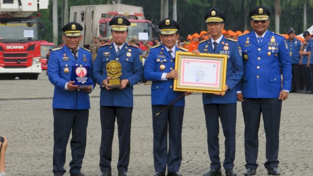 Danny Pomanto Raih Penghargaan Wali Kota Terfavorit Pencegahan-Penyelamatan Kebakaran