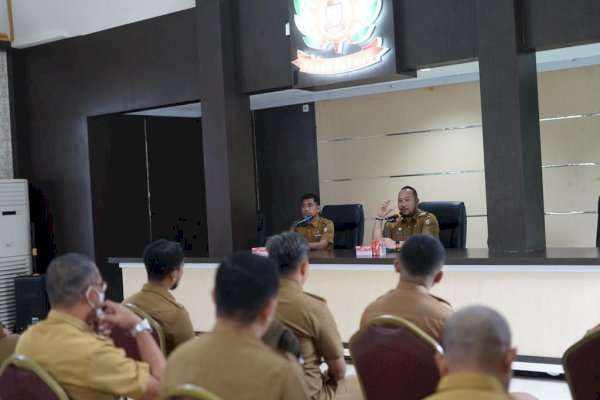 Undang Lurah dan Jajarannya, Camat Panakkukang Gelar Rapat Koordinasi