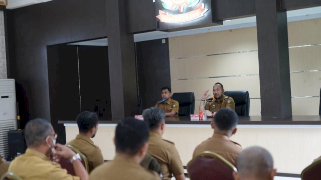 Undang Lurah dan Jajarannya, Camat Panakkukang Gelar Rapat Koordinasi