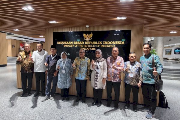 Danny Pomanto Saling Sharing Pembelajaran Penanganan Pascacovid dengan Deputy Director Kemenkes Singapura