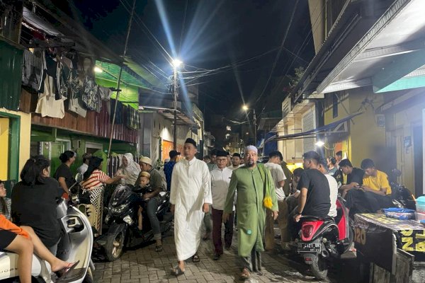 Usai Safari Ramadhan, Rudianto Lallo Langsung Kunjungi Masjid Ittifaqul Jamaah yang Kubahnya Ambruk