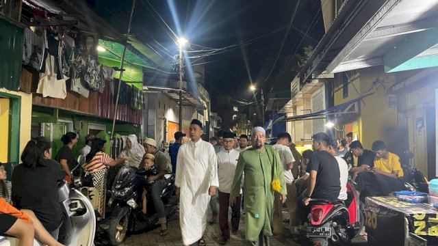 Usai Safari Ramadhan, Rudianto Lallo Langsung Kunjungi Masjid Ittifaqul Jamaah yang Kubahnya Ambruk