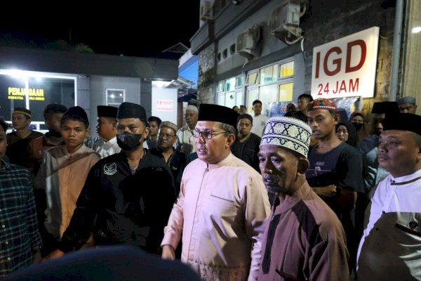 Danny Pomanto Intruksikan Dinas PU Uji Kontruksi Bangunan Pasca Kubah Masjid Ittifaqul Jamaah Roboh