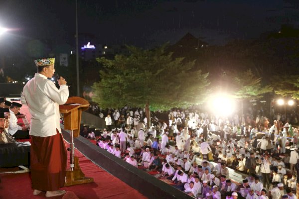 Ikut Salat Subuh, Pangdam XIV Hasanuddin Apresiasi Wali Kota Danny Pomanto