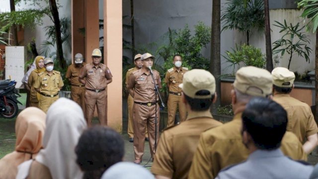 Sekcam Tamalanrea Imbau Stafnya Jangan Persulit Warga