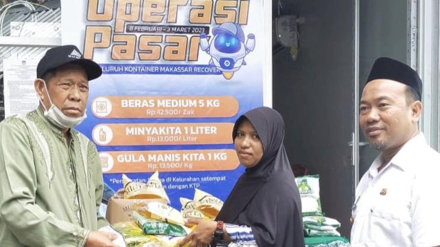 Camat Tamalanrea Jadikan Kontainer Makassar Recover Sebagai Tempat Oprasi Pasar Murah