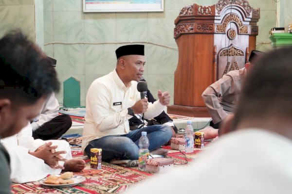 Safari Jumat di Masjid Nurul Hidayah, Camat Tamalanrea Minta Warga Manfaatkan Call Centre Pengaduan