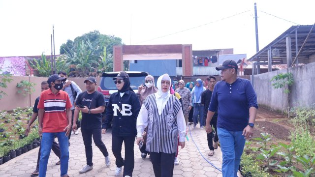 Indira Yusuf Ismail Bersama Fatmawati Rusdi Tinjau Longwis Kyoto dan Inkubator UKM Kota Makassar