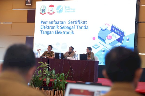 Buka Bimtek Penggunaan TTE, Sekda Kota Makassar Sebut Implementasi Makassar Smart City