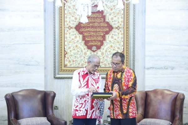 Wali Kota Danny Paparkan Proyek Prestisius Pemkot Makassar ke Menteri Singapura Masagos Zulkifli