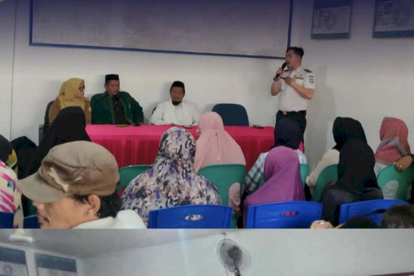 Dishub Makassar Berikan Bantuan Kepada Warga Kelurahan Bara-Barayya Utara