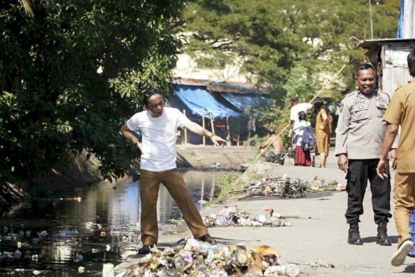 Terjunkan Satgas Kecamatan, Harun Rani Sisir Kanal Barabaraya Selatan