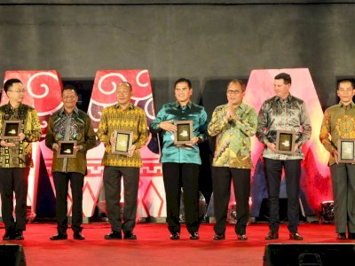 Danny Pomanto Akrabkan Budaya Makassar Kepada Ratusan Jenderal MNEK dalam Gala Dinner