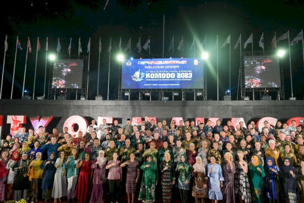 Indira Yusuf Ismail Dampingi Wali Kota Makassar Jamu Delegasi MNEK 2023 Di Welcome Dinner