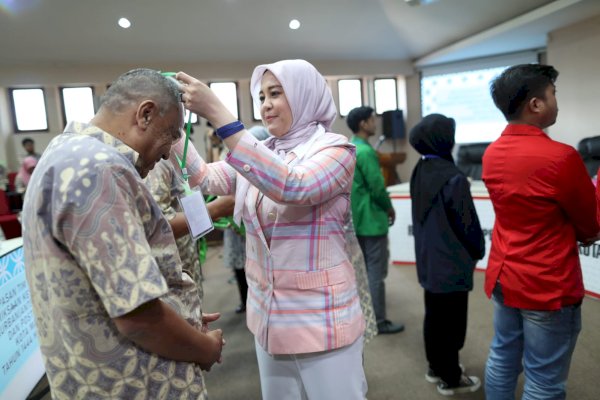 Pastikan Hewan Qurban Sehat, Wakil Wali Kota Makassar Lakukan Pelepasan Tim Terpadu Pemeriksaan Hewan