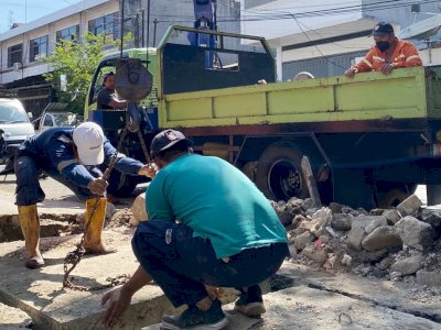 Dinas PU Makassar Respon Cepat Aduan Warga Terkait Jalan Rusak