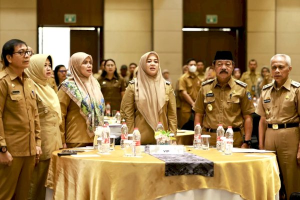 Perkuat Kordinasi, Wawali Makassar Hadiri Rapat Penanggulangan Kemiskinan Tingkat Provinsi