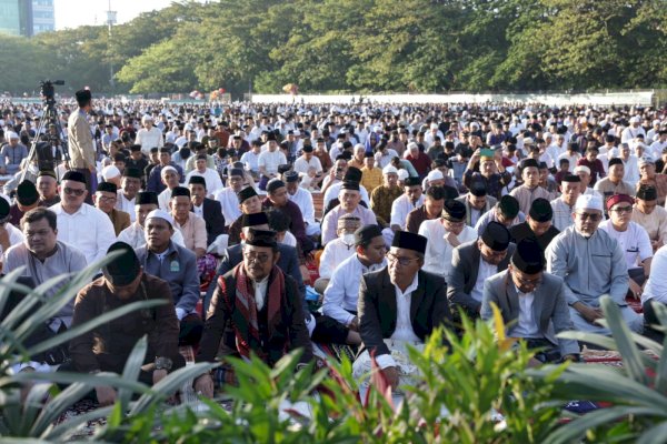 Menteri SYL-Danny Pomanto Salat Idul Adha di Karebosi, Walkot: Momentum Persatuan