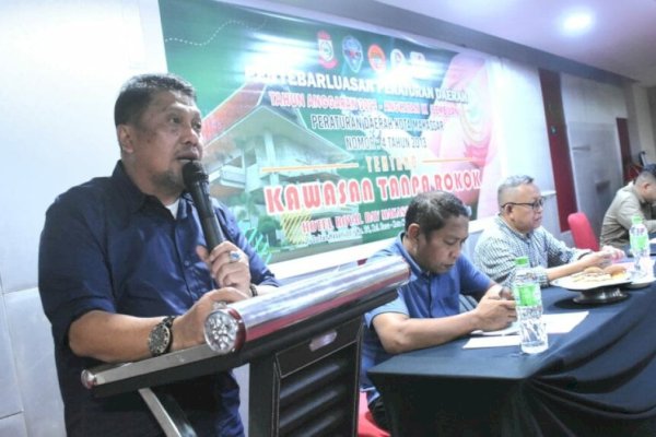 Legislator DPRD Makassar Arifin Kulle Ingatkan Para Perokok Patuhi Perda KTR