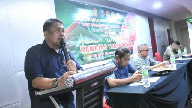 Legislator DPRD Makassar Arifin Kulle Ingatkan Para Perokok Patuhi Perda KTR