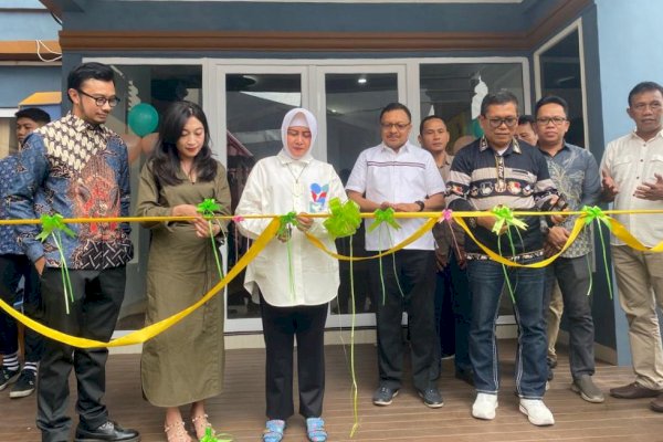 Resmikan TK dan PAUD Abigail Preschool, Bunda PAUD Makassar Harap Peningkatan Kualitas Pendidikan