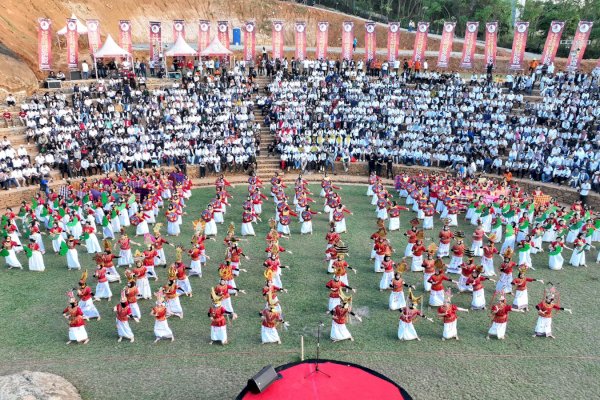 Tak Hanya Delegasi, Ribuan Pemuda-Warga Makassar Ramaikan YCC di Colloseum Tokka Tena Rata