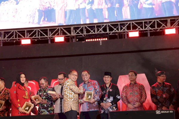 Bima Arya Puji Totalitas Danny Pomanto di Gala Dinner Apeksi XVI Tahun 2023