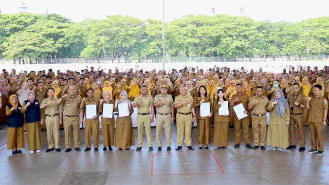 Pelantikan 829 Pejabat Fungsional Pemkot Makassar, Danny Pomanto: Motor Penggerak Birokrasi Unggul