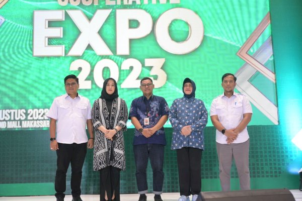 Hadiri Cooperative Expo 2023, Wawali-Ketua TP PKK Makassar Borong Produk UMKM