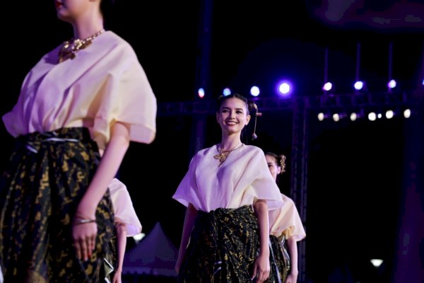 Desainer Asal Malaysia Tampilkan Karya di Fashion Show Hari ke 2 F8 Makassar