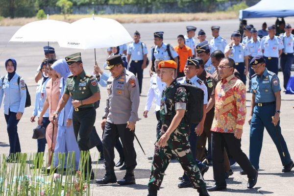 Danny Pomanto Dampingi KASAU-Danlanud Resmikan Baseops Baru Lanud Sulhas