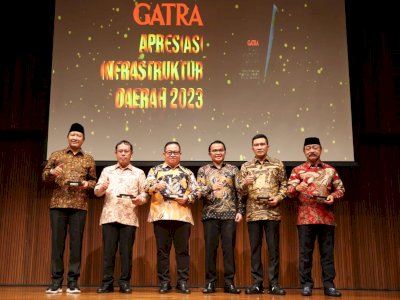 Kembangkan Infrastruktur Fasilitas Publik, Gatra Beri Penghargaan Pemkot Makassar