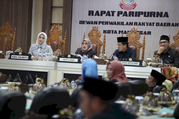 Fatmawati Rusdi Paparkan Program Pemkot Makassar Menjawab Pandangan Umum Fraksi DPRD Makassar