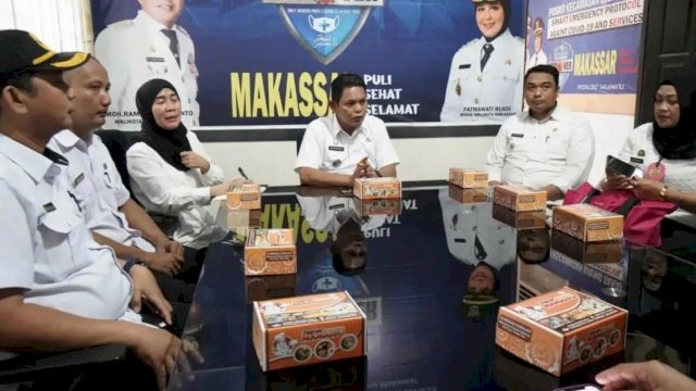 Gelar Rakor, Camat Ujung Tanah Tekankan Kebersihan Wilayah dan Sentuh Hati Warga