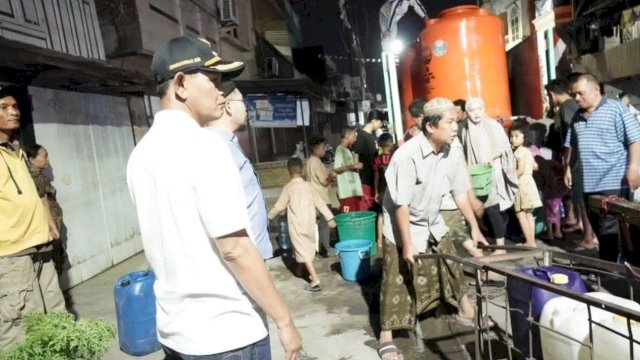 Kecamatan Ujung Tanah Salutkan Bantuan Air Bersih di Beberapa Kelurahan