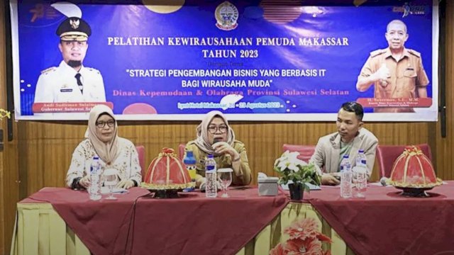 Sekdis Kopersi dan UKM Makassar Jadi Narasumber Pelatihan Kewirausahaan Pemuda