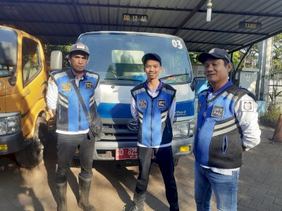 DPU Makassar Lakukan Penyedotan Septik Tank Secara Rutin dan Terjadwal